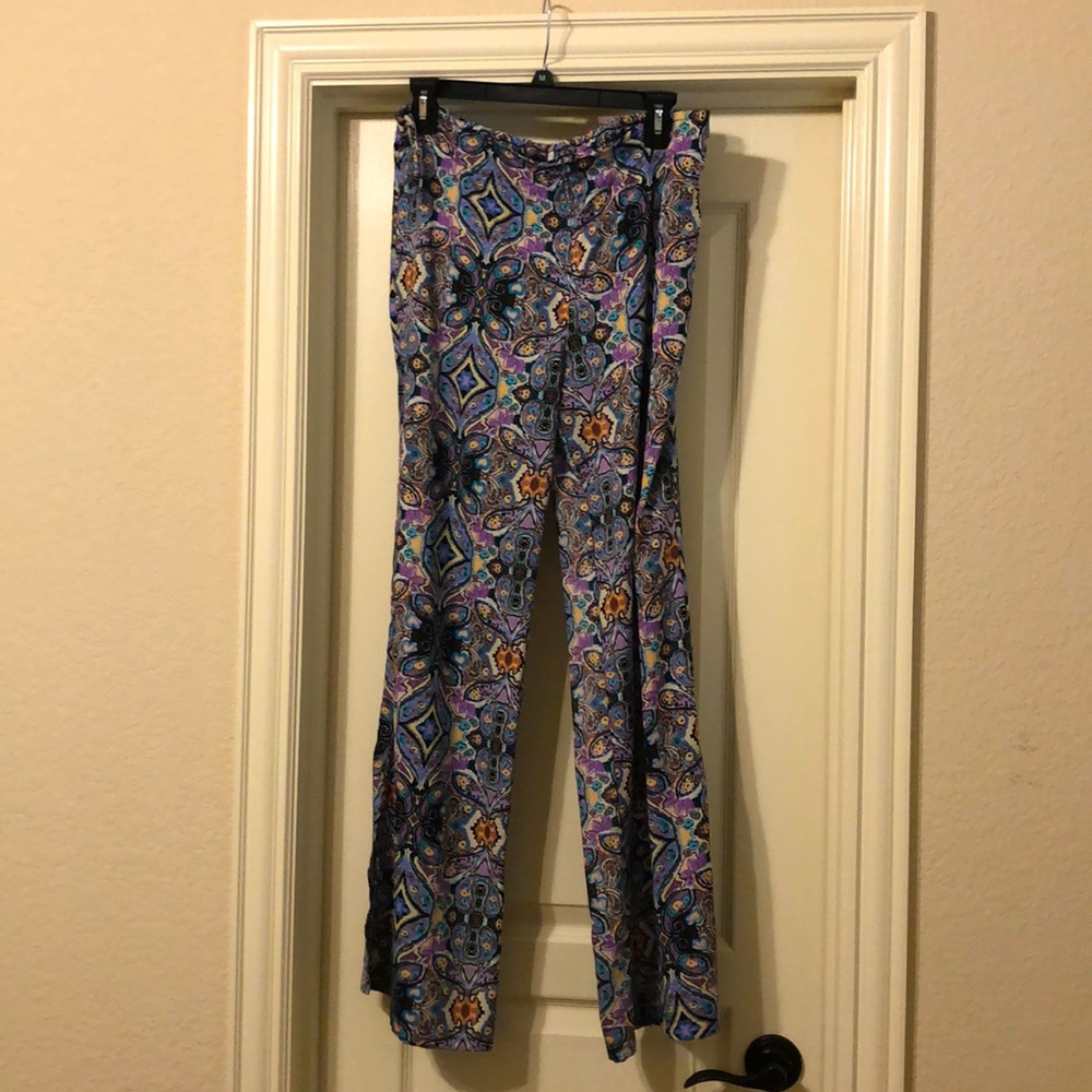 Wide leg pants